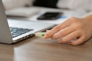 بهترین فلش مموری برای استفاده سازمانی و اداری