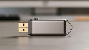 فلش مموری برای آرشیو فیلم و عکس چه ویژگی هایی باید داشته باشد؟